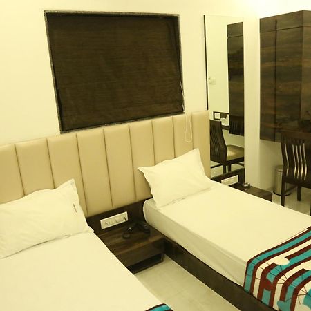 Hotel Magnum Airport T-2 Mumbai Kültér fotó