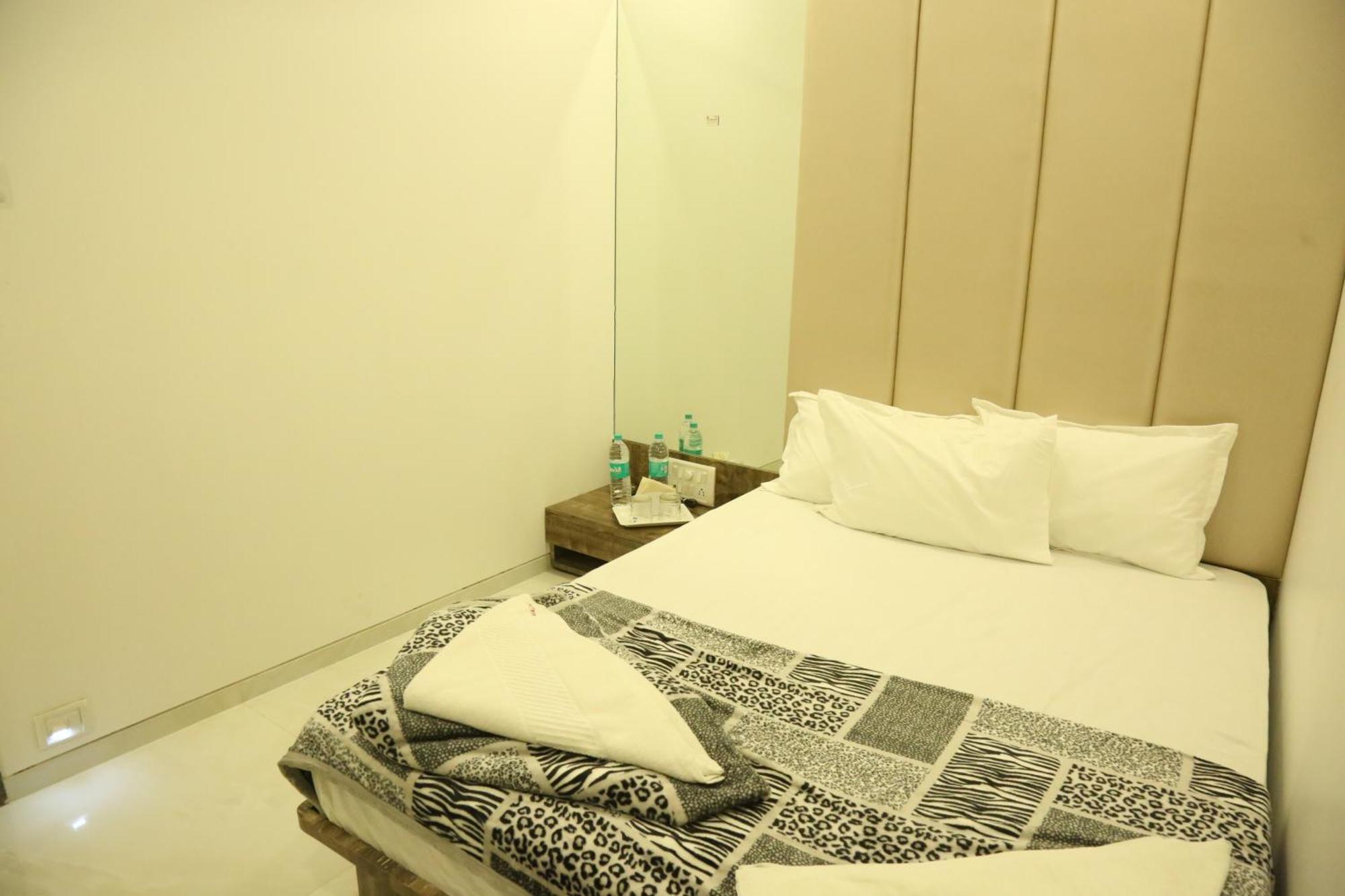 Hotel Magnum Airport T-2 Mumbai Kültér fotó